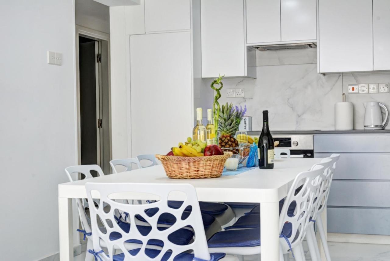 Myhome Delux, 3 Bedroom With Pool * Ajía Nápa