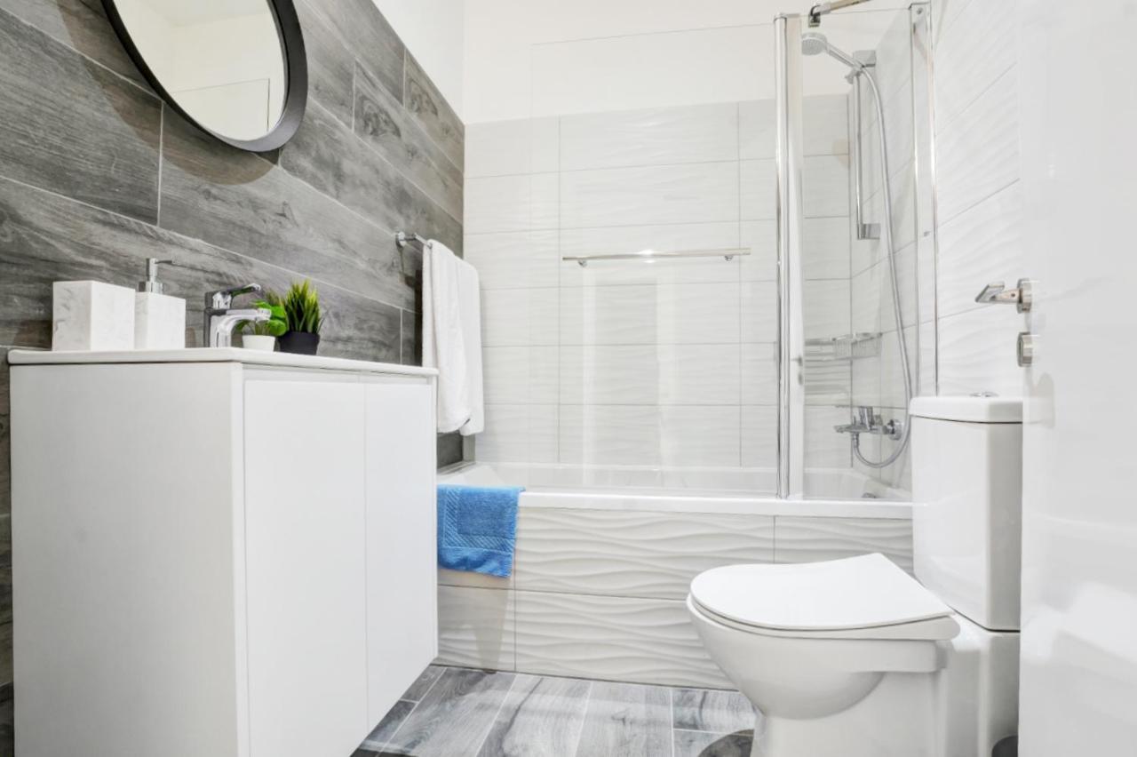 Myhome Delux, 3 Bedroom With Pool Lejlighed Ayia Napa